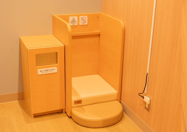 ❷西棟2F(南エレベーター横)