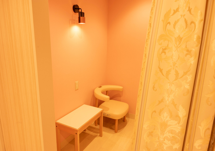 ❷西棟2F(南エレベーター横)